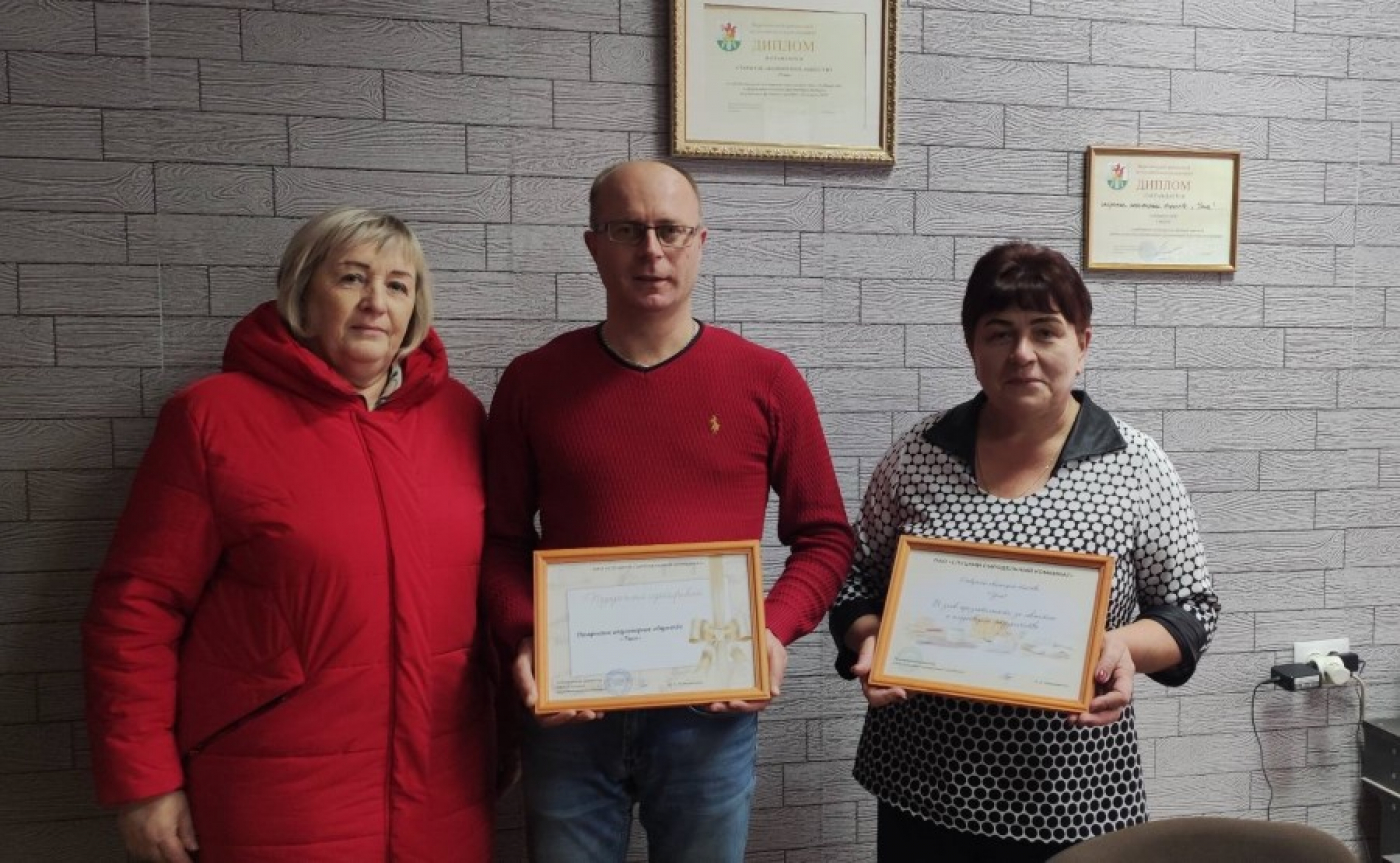 Подарок – за сотрудничество