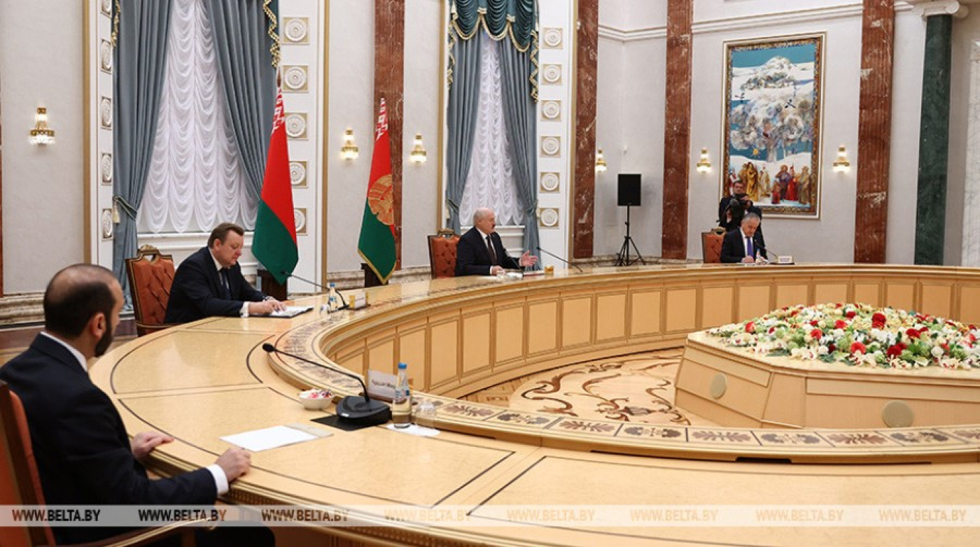 Президент: США раскололи Европу, приструнили и лишили суверенитета