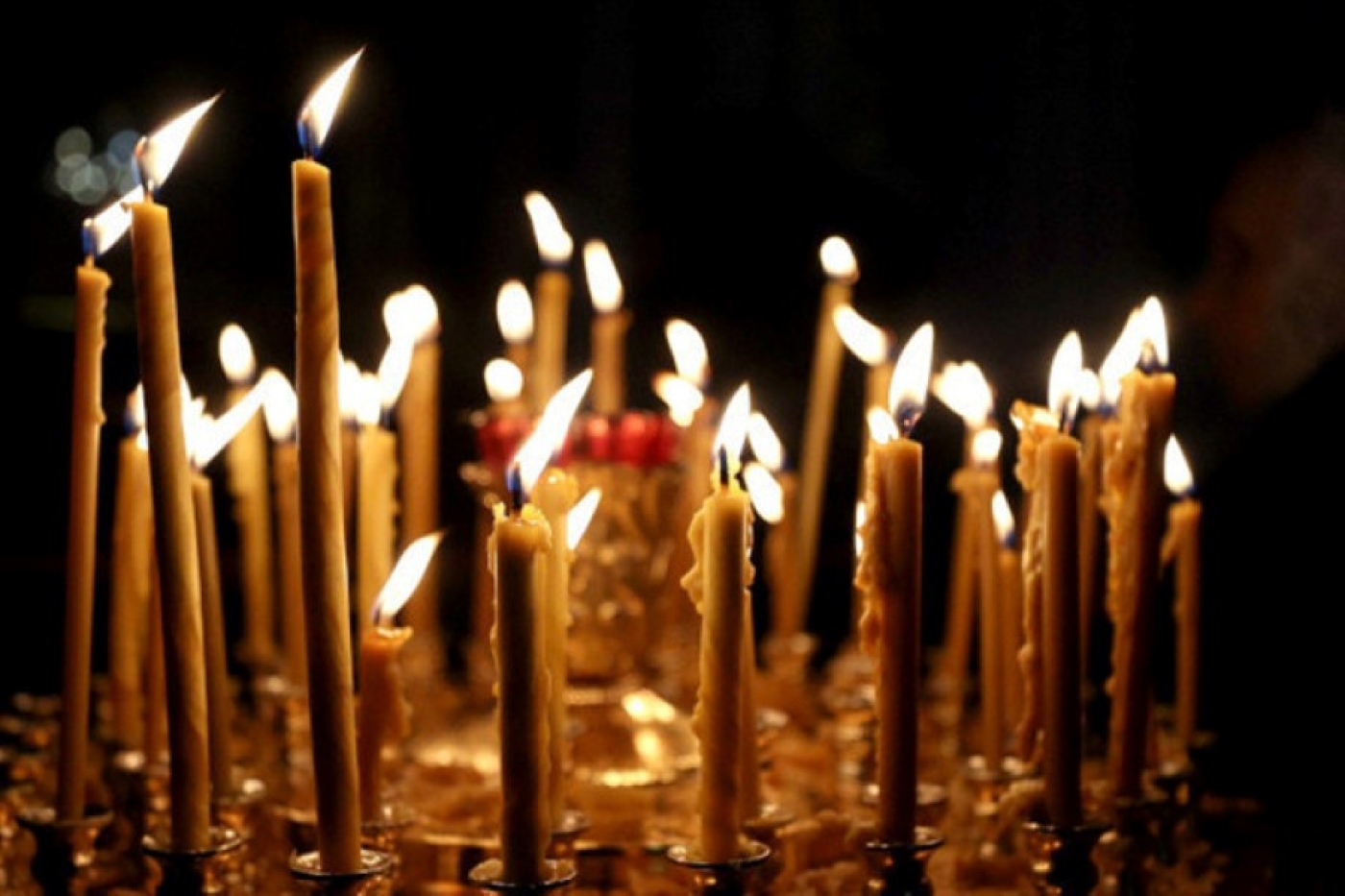 Пасхальную вигилию - главное богослужение литургического года у католиков - покажут по белорусскому телевидению