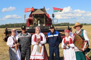 Есть новые лидеры жатвы и в ОАО «Первомайский»