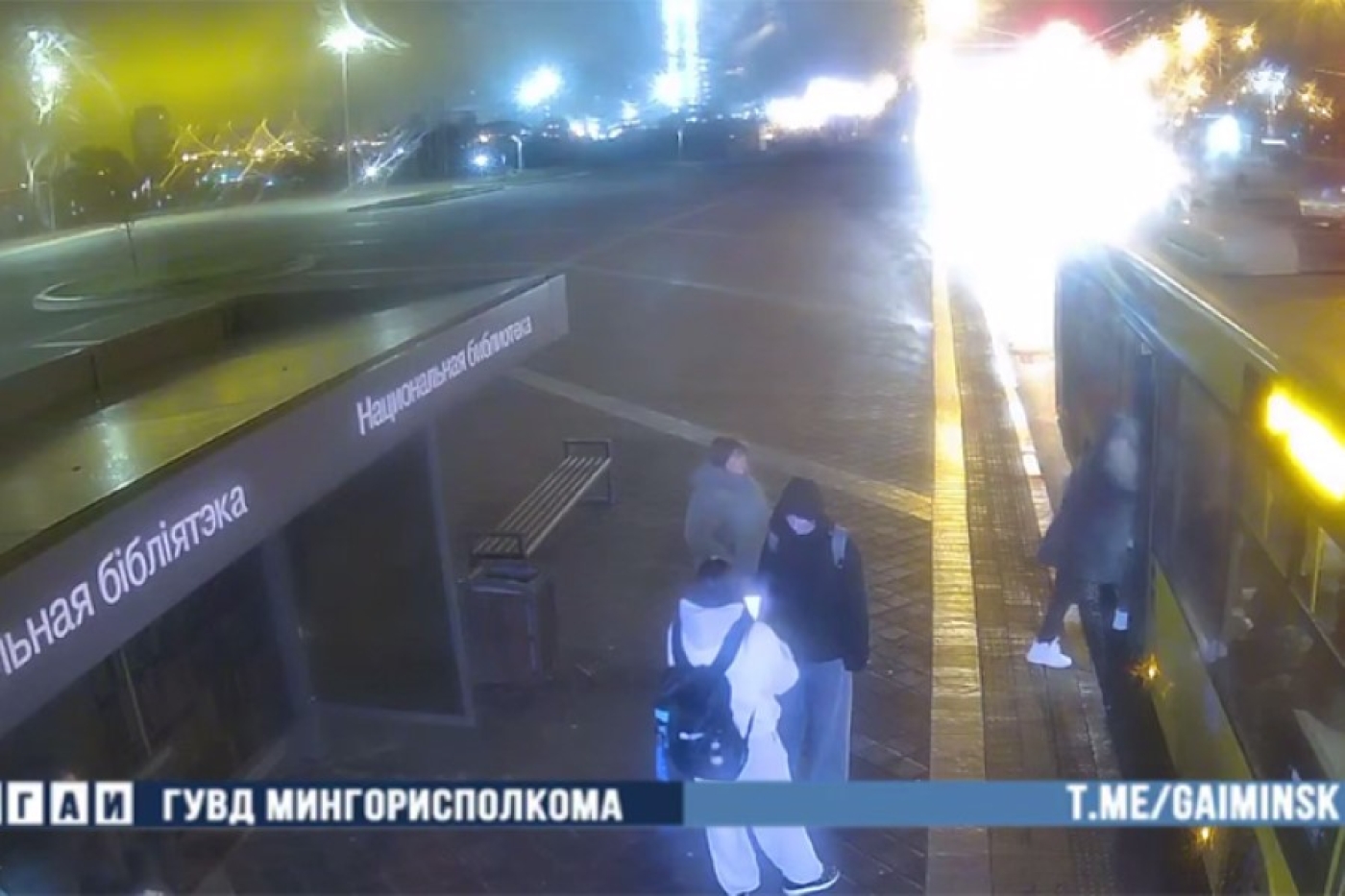 В Минске автобус зажал дверями пенсионерку и протащил ее несколько метров по асфальту