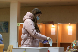 O.Таранда: в семи районах Минской области явка превысила 90%