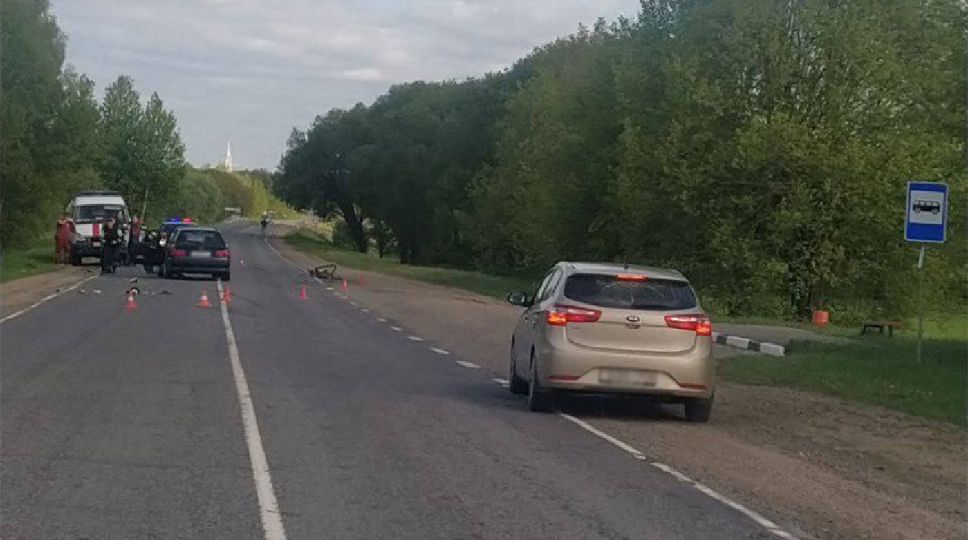 Автомобиль насмерть сбил велосипедиста в Шкловском районе
