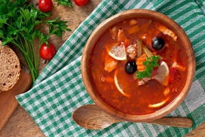 После застолья выручит это блюдо – как превратить остатки в классный ужин