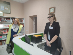 Председатель Борисовского межрайонного комитета посетила многофункциональный центр