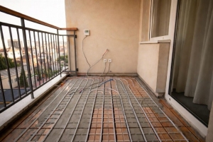 Можно ли по закону устанавливать на балконе тёплый пол, ответили в ЖКХ