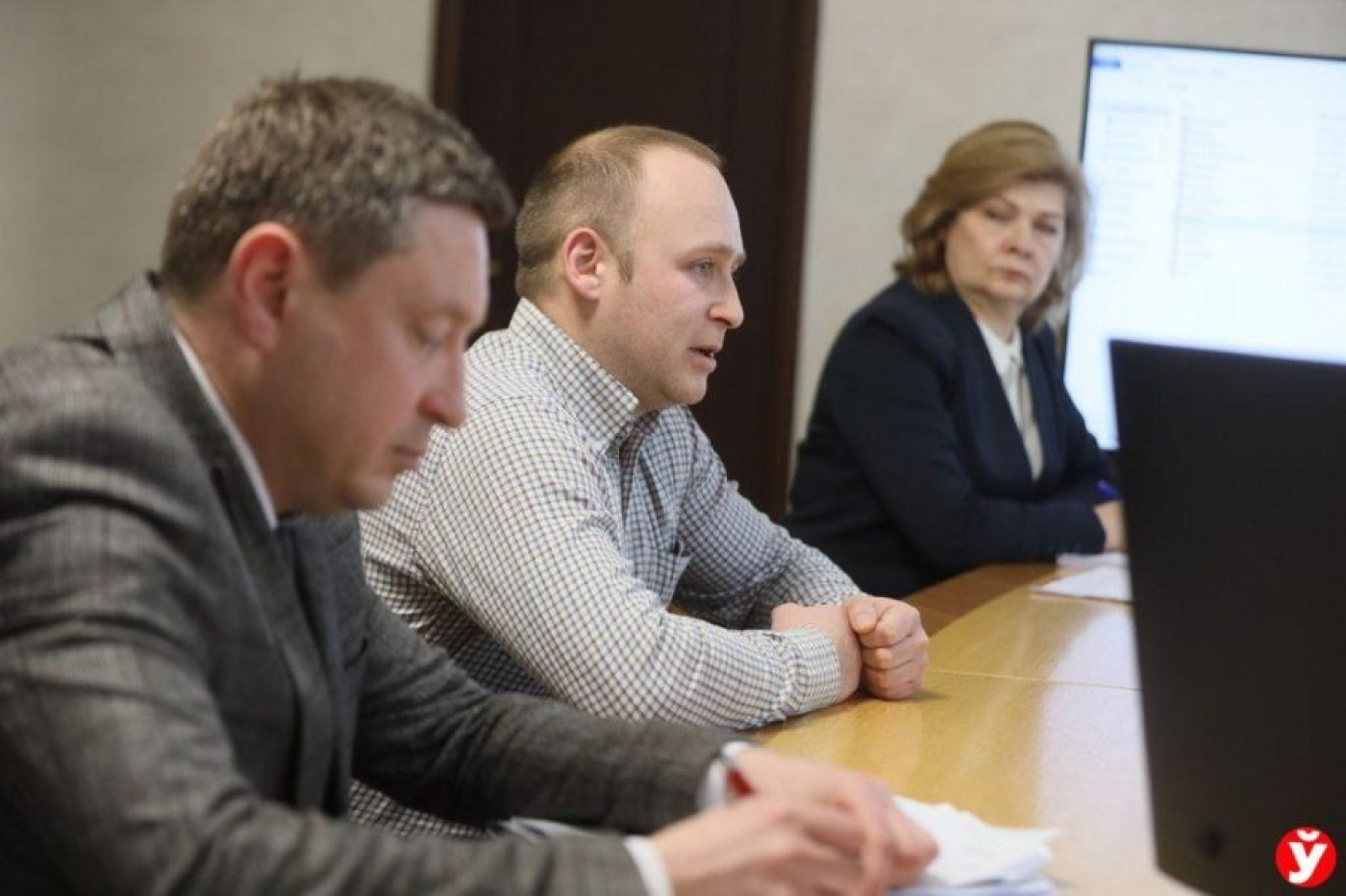 «Как лечиться, если талонов к ЛОРу нет на неделю вперед?» Жители Логойска поделились проблемами