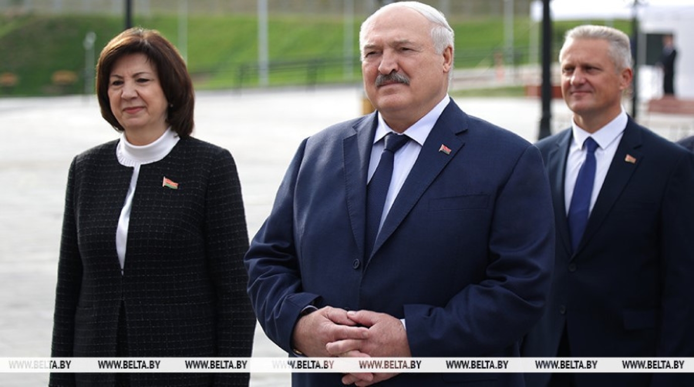 Лукашенко заслушал доклад Кухарева о благоустройстве Минска