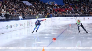 Доморацкий выиграл золото Кубка сильнейших конькобежцев на дистанции 5000 м