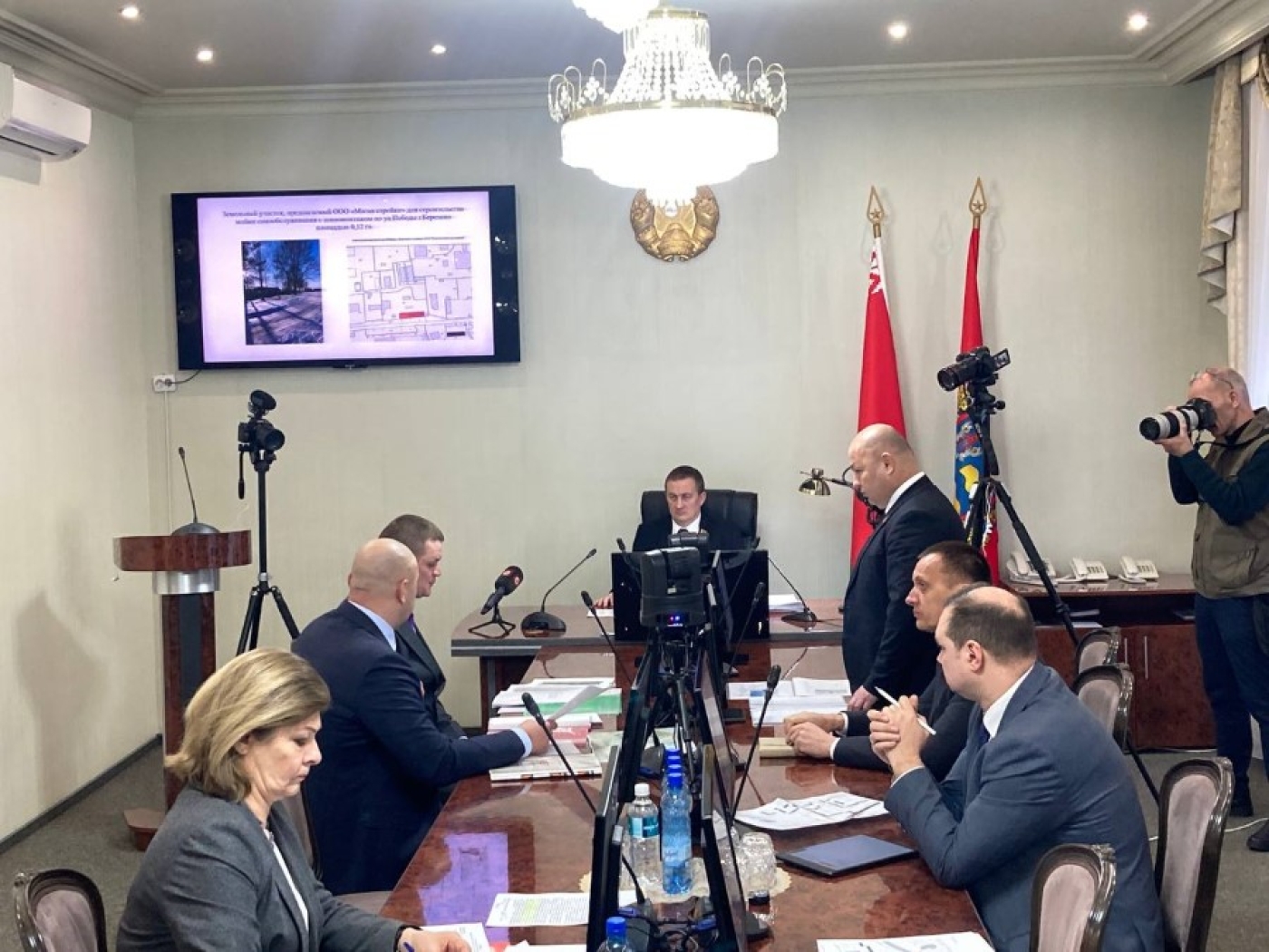 Александр Турчин проводит прием граждан в Минском облисполкоме