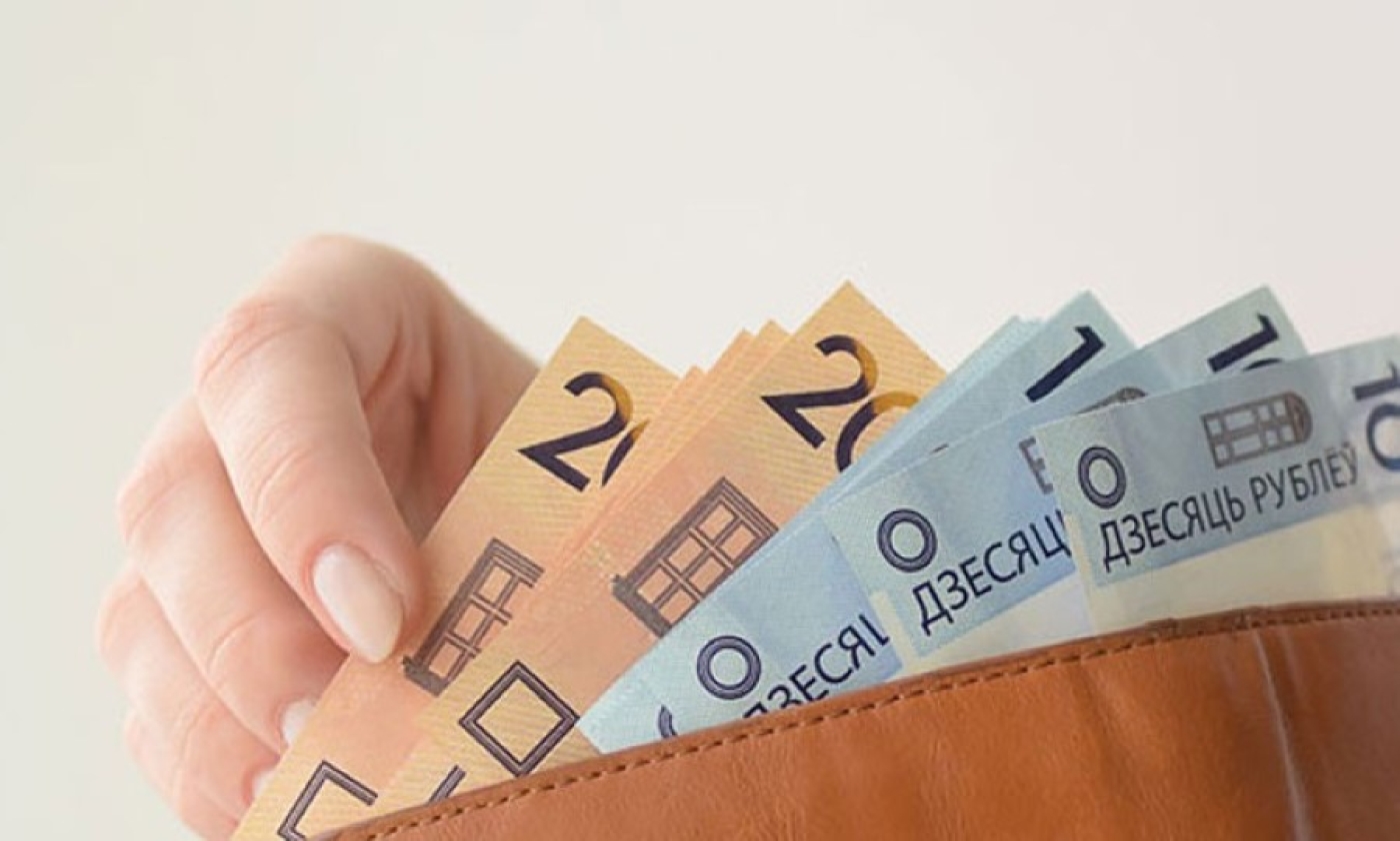 Какие выплаты положены работникам в командировке, разъяснили в Минтруда