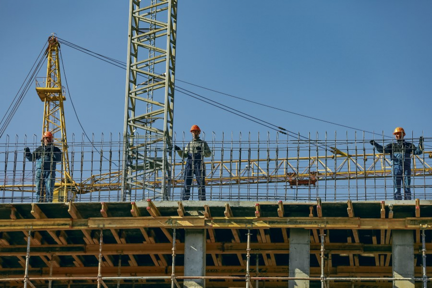 Наша мобилизация — это труд. Эксперты — о том, почему и как белорусам нужно мобилизоваться