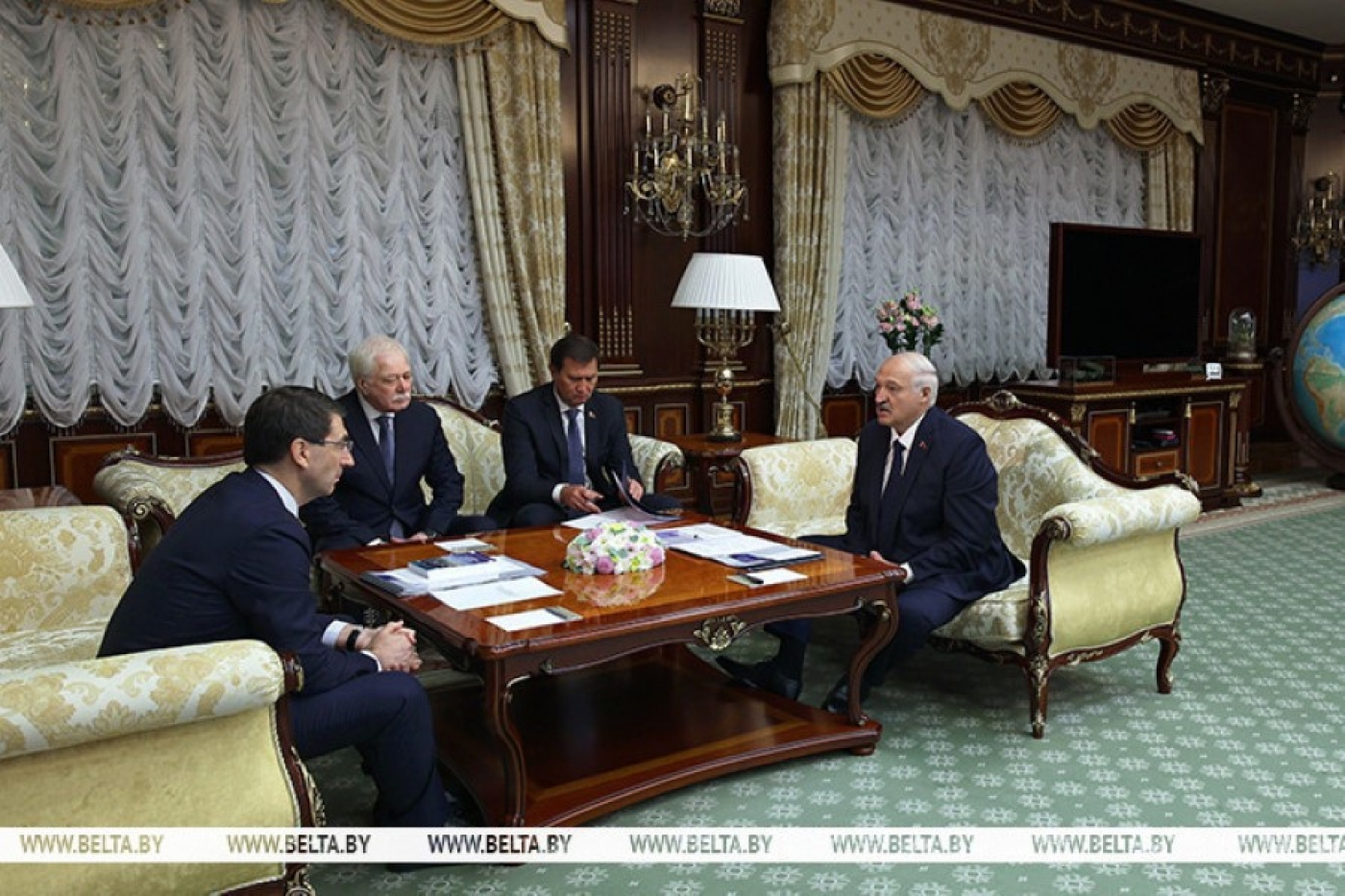 Лукашенко предложил России объединить усилия в сфере биотехнологий