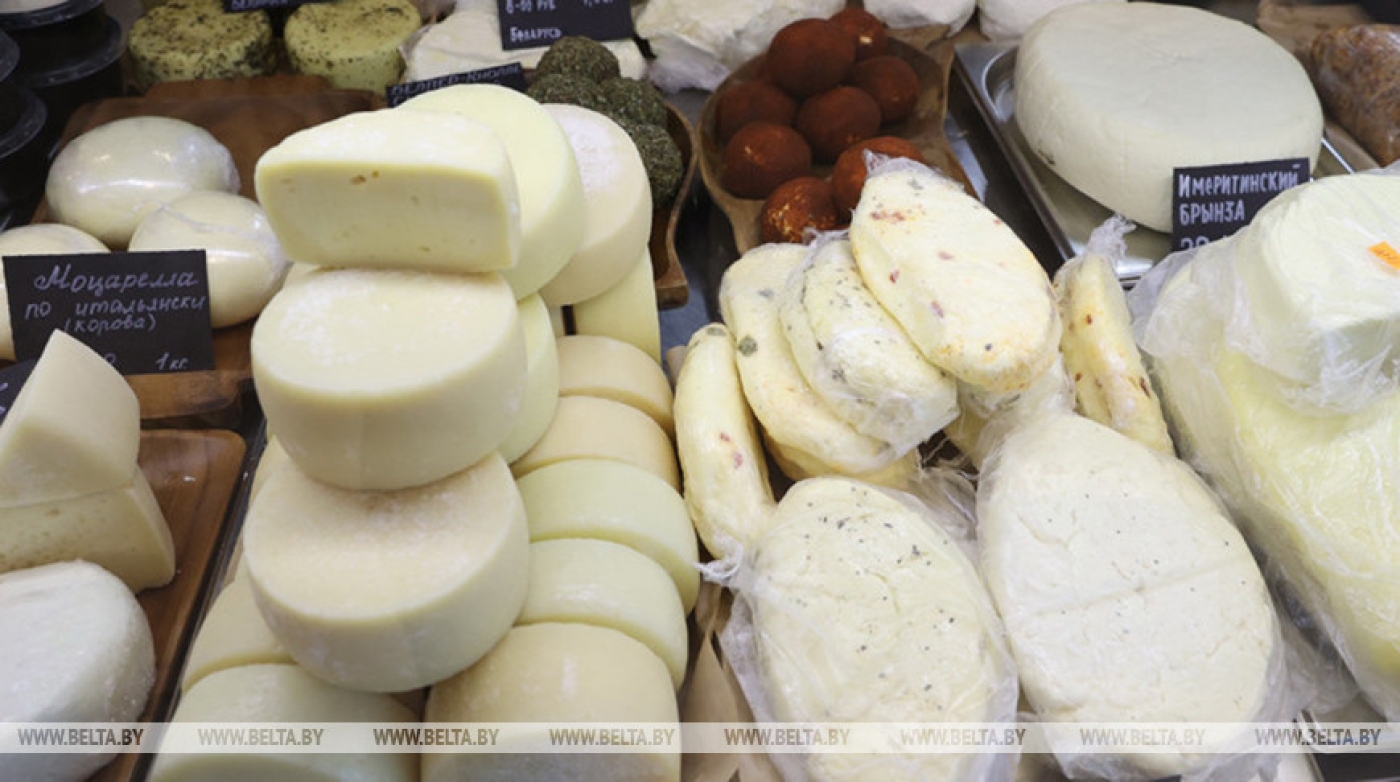 В Беларуси планируют развивать производство сыров с плесенью