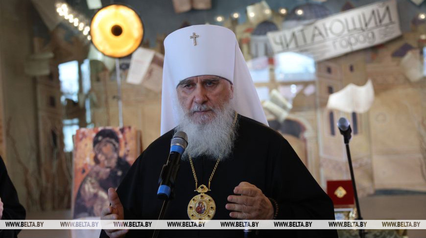 Митрополит Климент: нужно возрождать традицию семейного чтения