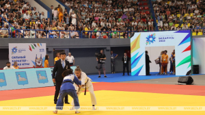 "Болеем от души, от всего сердца". Как на трибунах поддерживают дзюдоистов II Игр стран СНГ в Гомеле