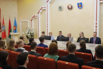 В Молодечно прошло заседание Молодежного парламента при Минском областном Совете депутатов
