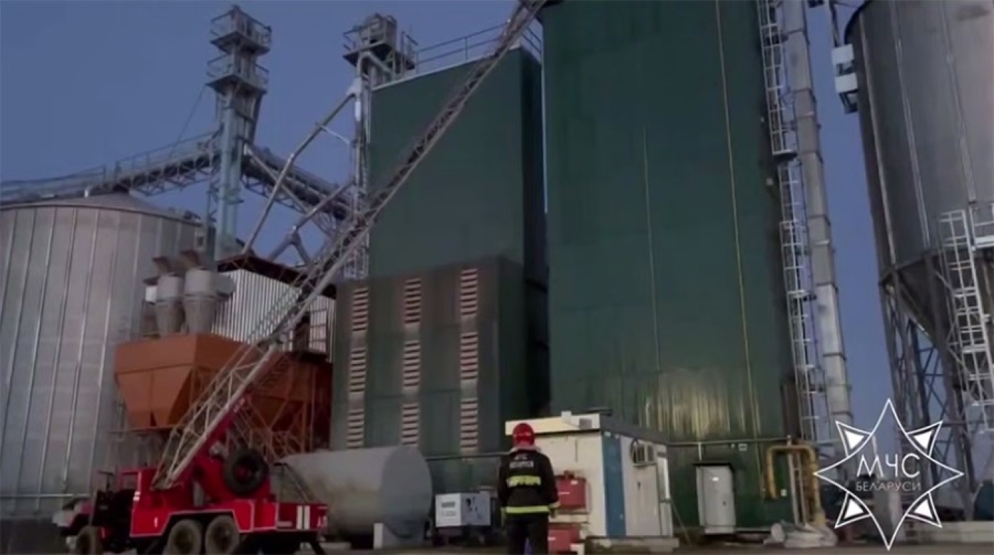 На зерносушильном комплексе в Мядельском районе ликвидировали возгорание