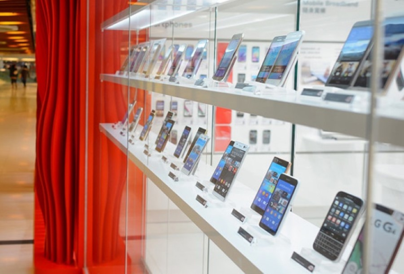 Маркировка телефонов и ноутбуков: что нужно сделать бизнесу с 1 октября 2025 года