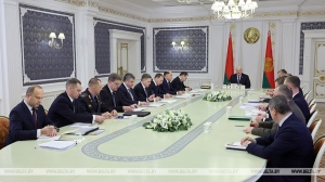 Лукашенко: надо прожить год и пятилетку так, чтобы не было позорно и стыдно перед будущими поколениями