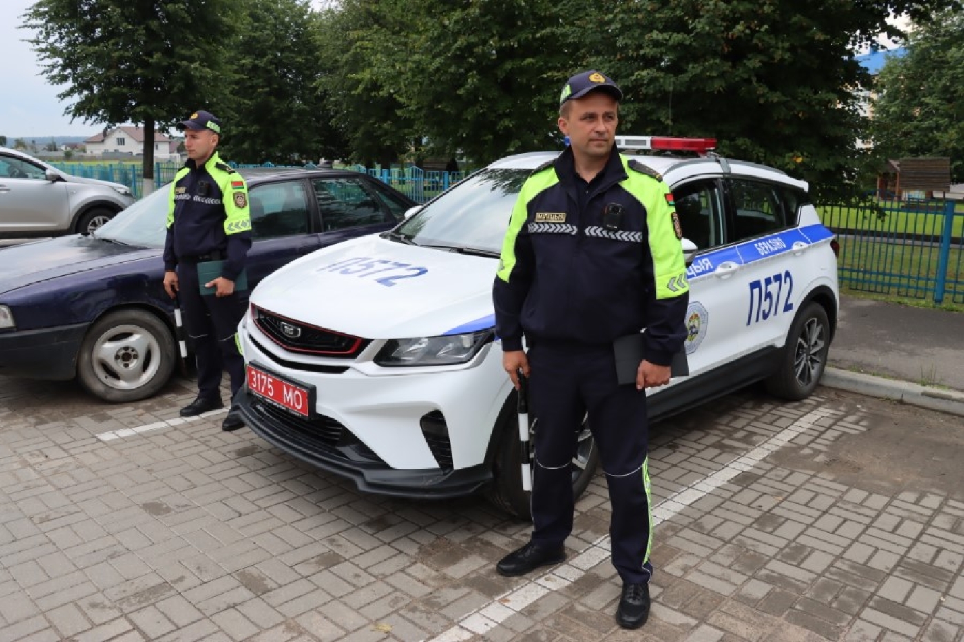 ГАИ предупреждает: не нарушайте правила дорожного движения!