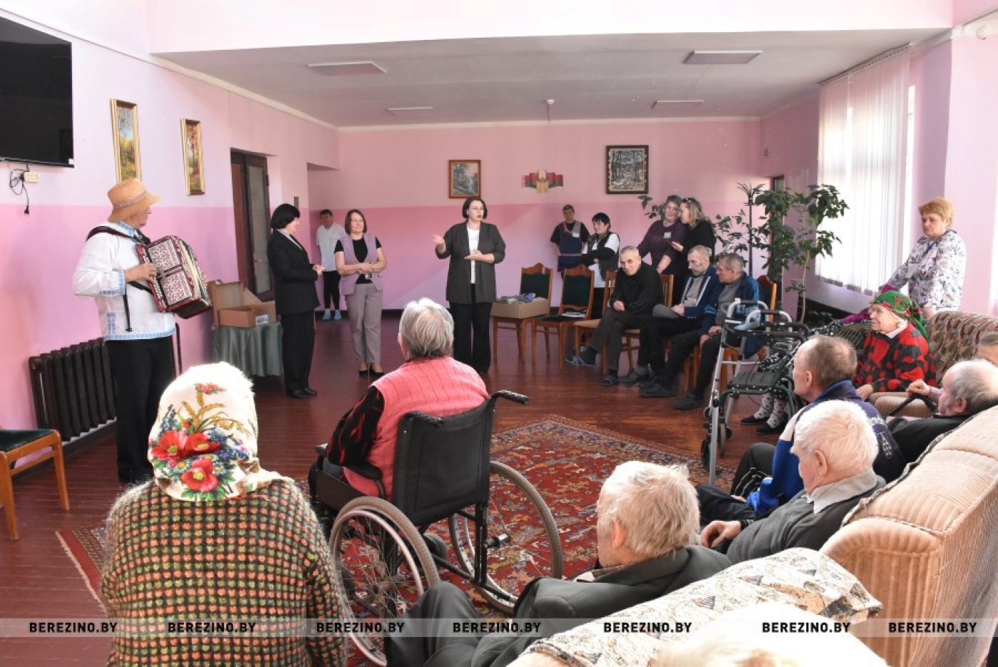 Благо творим в День единения народов Беларуси и России