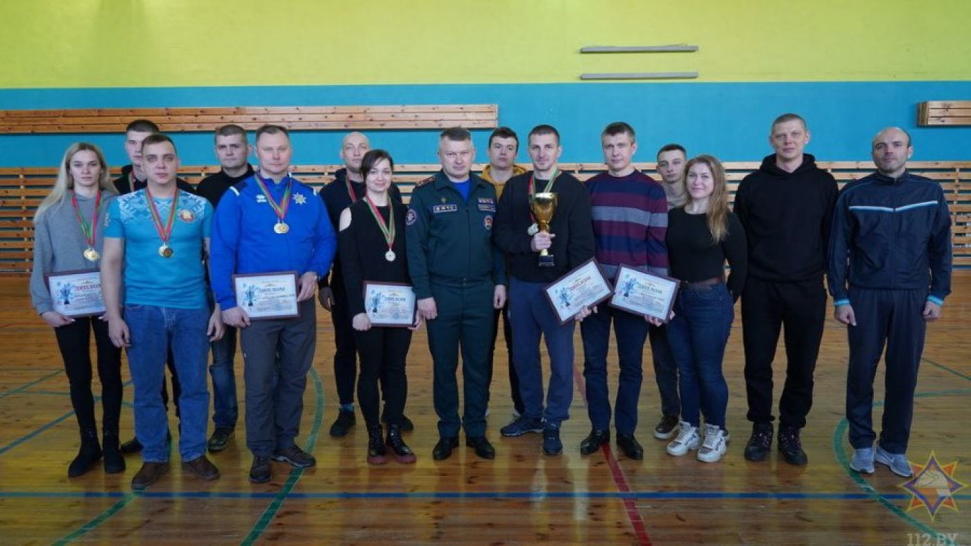 В Минске прошли соревнования Минского областного управления МЧС по плаванию