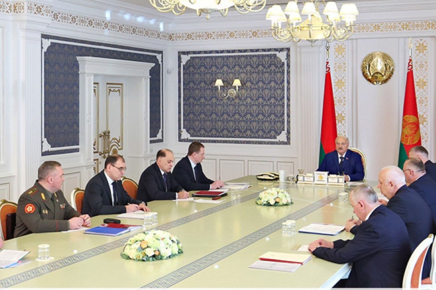 Лукашенко: Беларусь к концу года должна иметь собственное производство ходовых боеприпасов