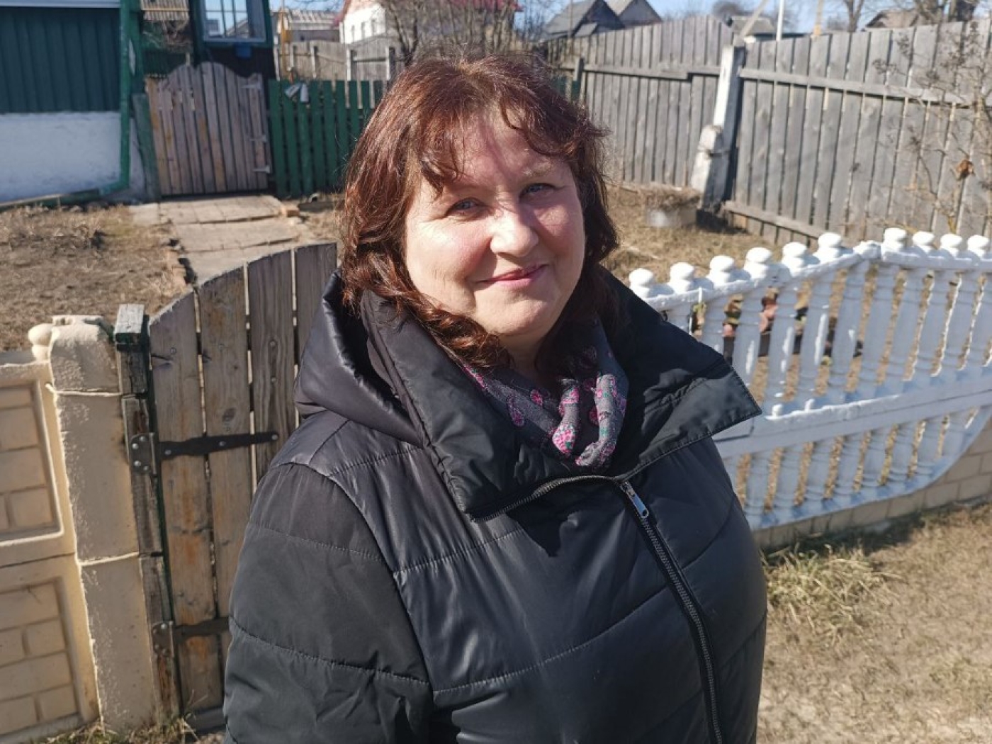 Рядом с читателем, и для читателя