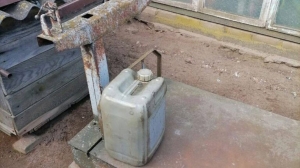 В Борисовском районе водитель агропредприятия похищал топливо и хранил в сарае