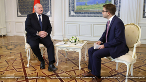 Президент дал интервью информационному агентству Франс Пресс