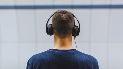 Врач рассказала, как слушать музыку без вреда для здоровья
