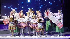 Более 1,7 тыс. самодеятельных артистов приняли участие в гала-концерте "Міншчына - сэрца Беларусі"