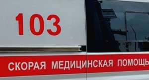 Шла по самому центру дороги. В Борисовском районе под колеса авто попала 73-летняя женщина