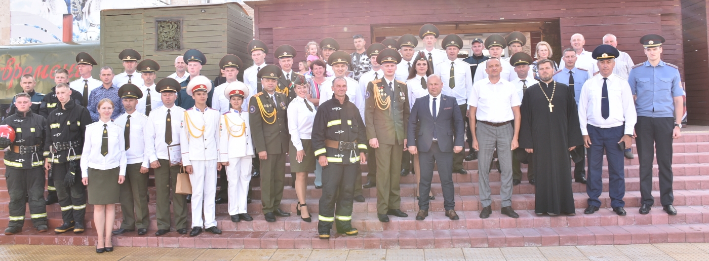 В честь Дня пожарной службы в Березинском РЦК чествовали спасателей