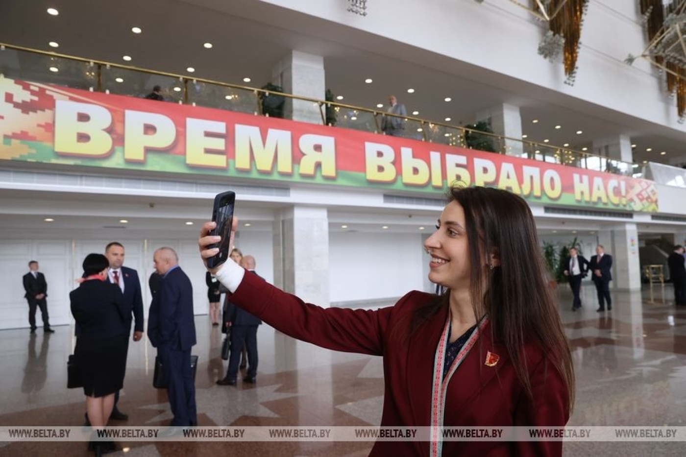 "Горизонтальная коммуникация и культура политического участия". Аналитик о значимости ВНС