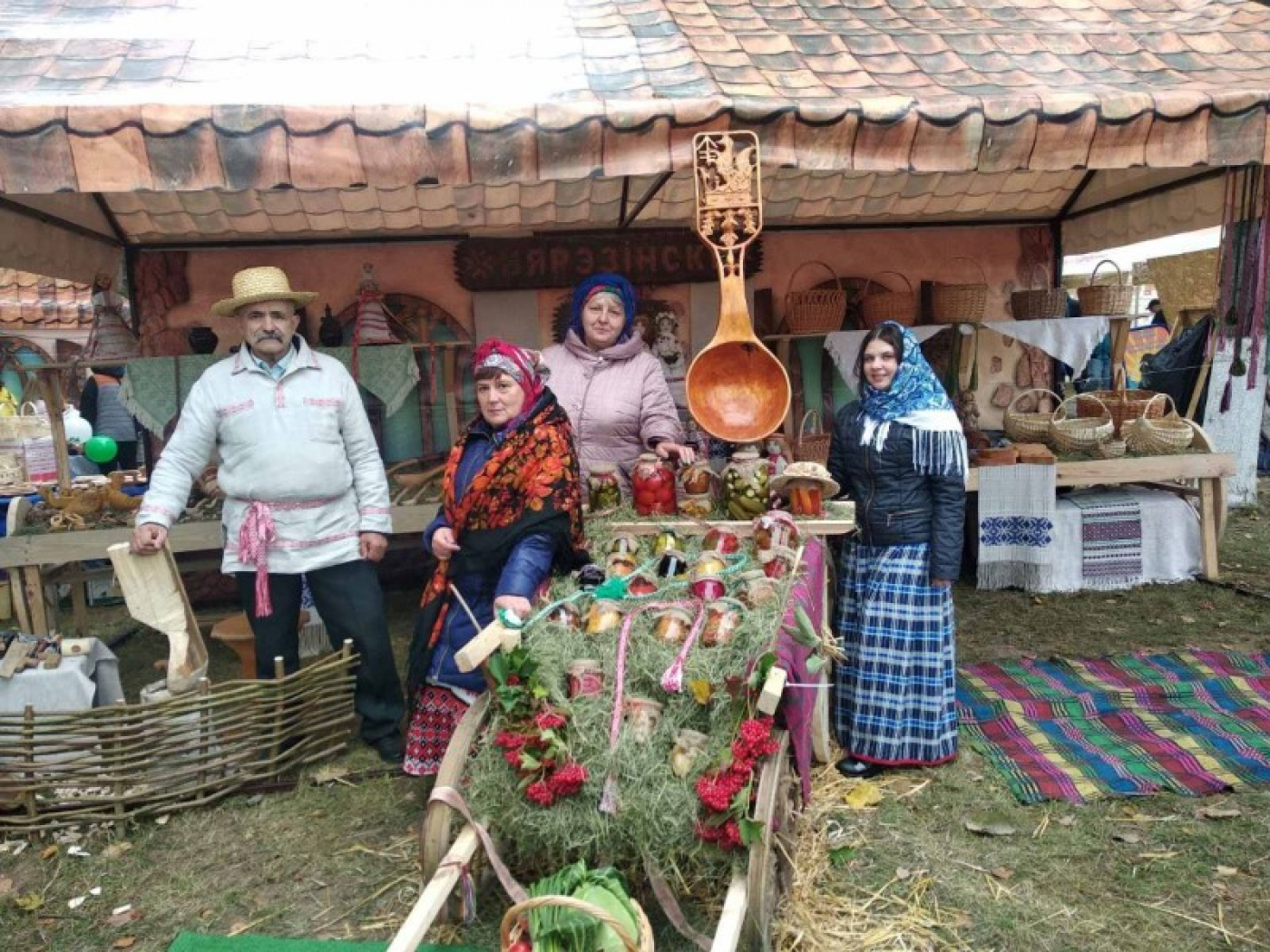 Богатство и красота Березинского края на областных "Дожинках" в Столбцах
