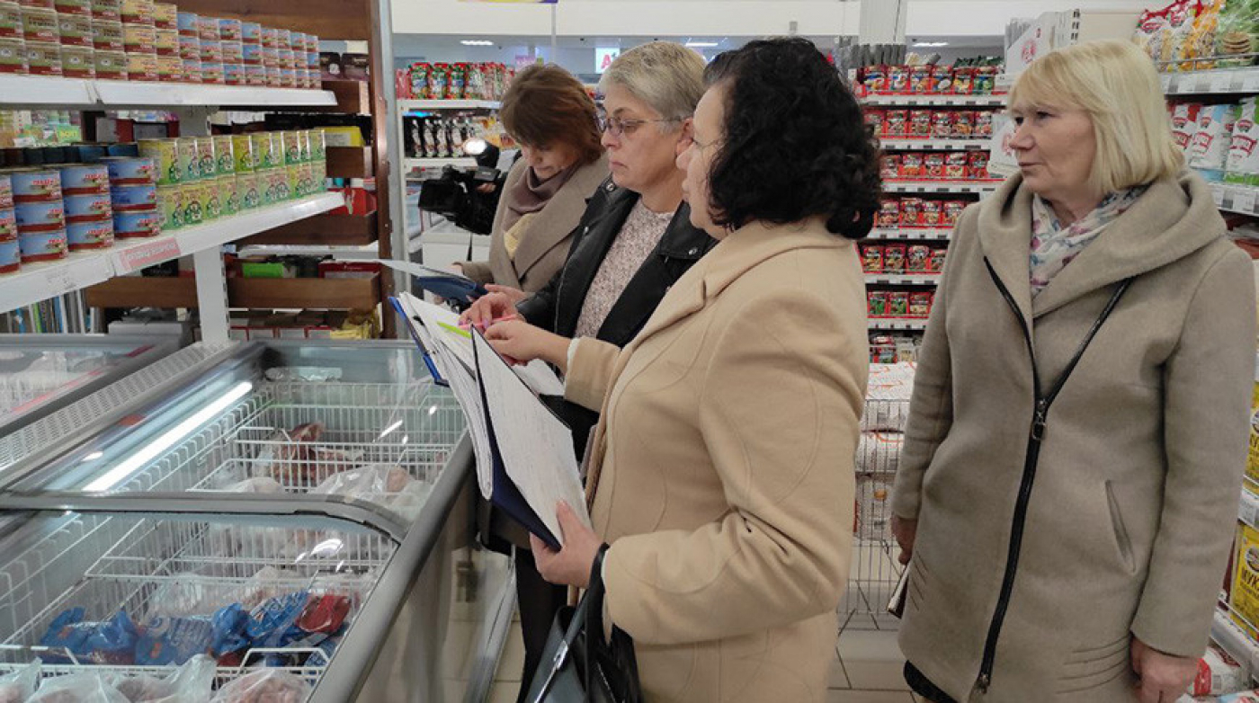 Честность в цене. Что происходит в магазинах после тотальной заморозки цен