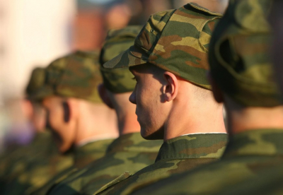 Як вы адносіцеся да службы ў арміі?