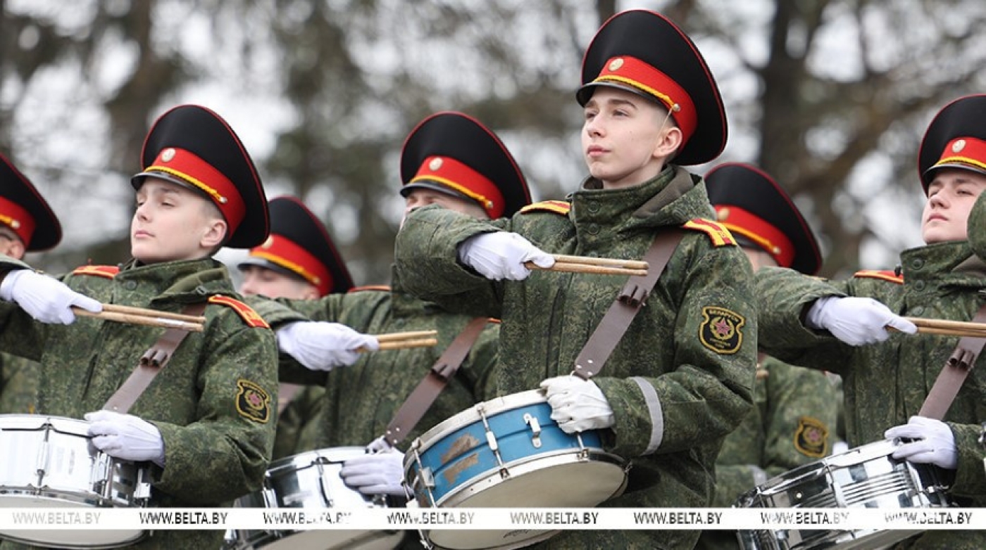Минобороны: более 4 тыс. человек примут участие в параде 9 Мая в Минске в пеших расчетах
