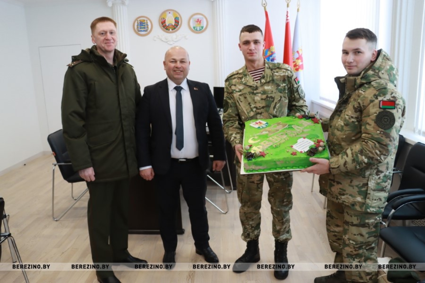 Встреча с военными офицерами