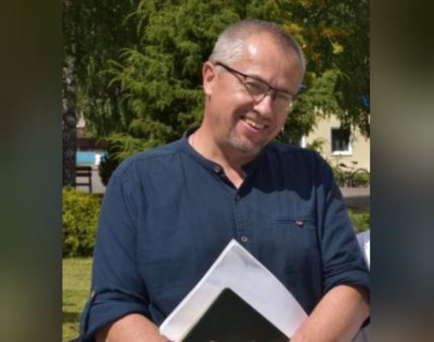 Сегодня день рождения отмечает начальник хозяйственной службы Березинской ЦРБ Пашкевич Геннадий Иосифович!