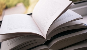 Бумажная и электронная книги не конкурируют друг с другом