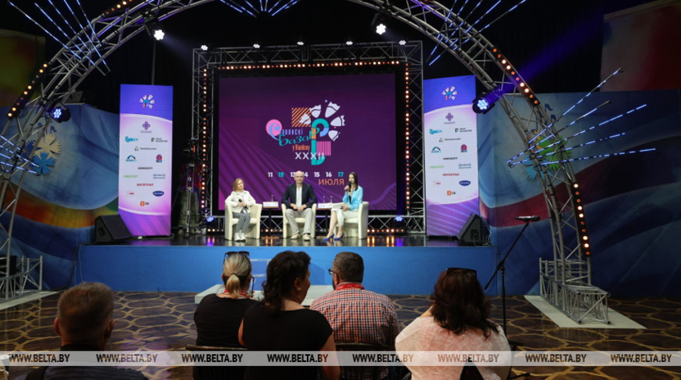 Солистка группы "Аура": сцена Летнего амфитеатра в Витебске вызывает у артистов священный трепет