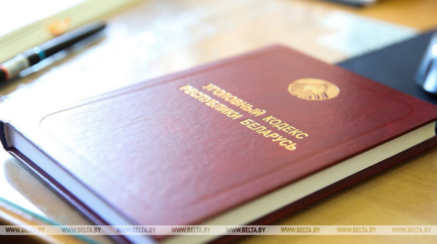 Пьяный житель Узденского района сбросил собаку с четвертого этажа. Возбуждено уголовное дело