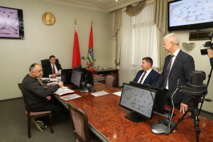 «Автолавки и скорая должны ходить беспрепятственно». В каких районах области жалуются на дороги