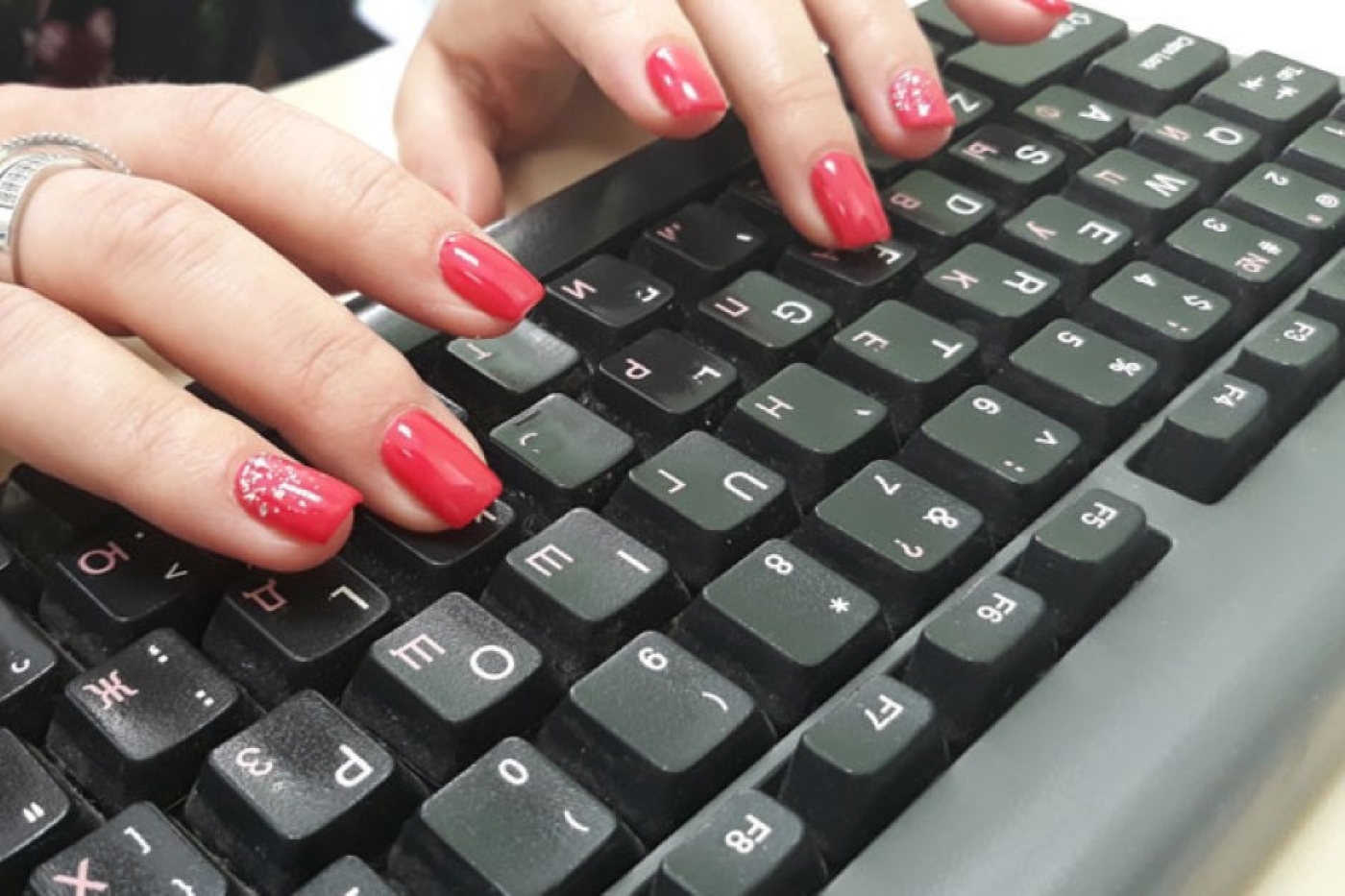 Электронные больничные по беременности и родам: в Беларуси проведут эксперимент в этом году