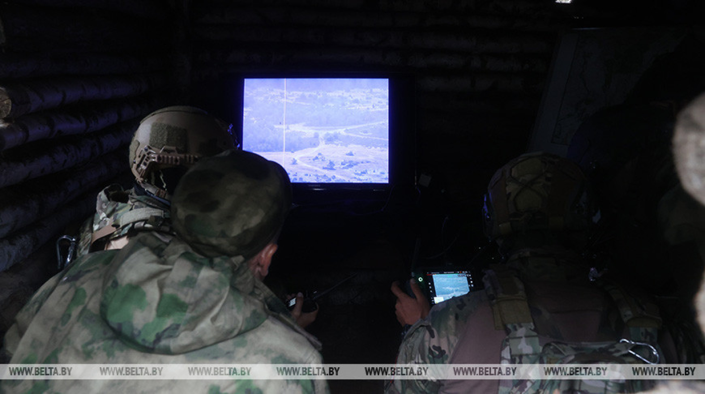 Лукашенко рассказал, чем занимаются в Беларуси бойцы из ЧВК "Вагнер"