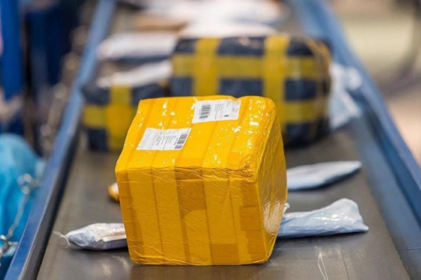 Можно ли пересылать в почтовых отправлениях ювелирные изделия, рассказали в ГТК