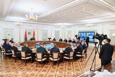 Лукашенко: остановка зерносушильного комплекса равна остановке всего цикла уборки